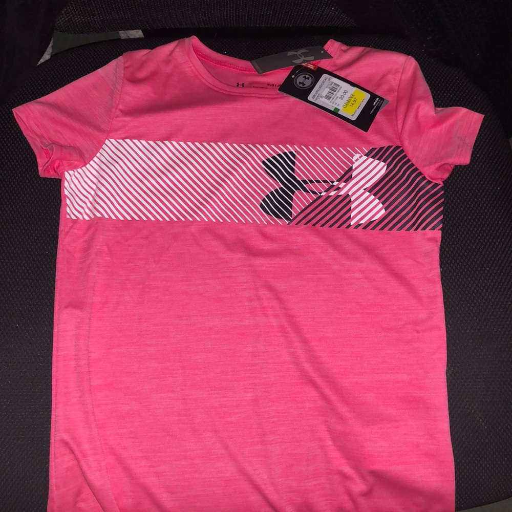 Pink under amour tee shirt